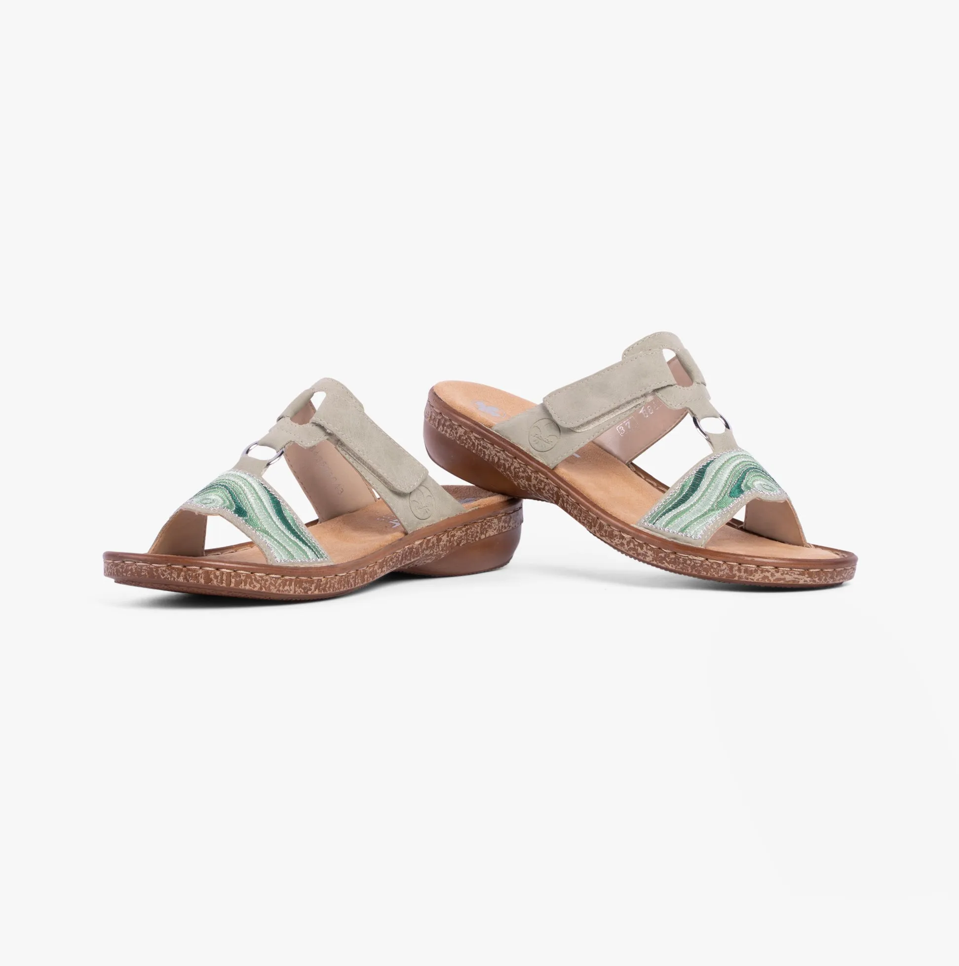 62829-52 Womens Sandals Green