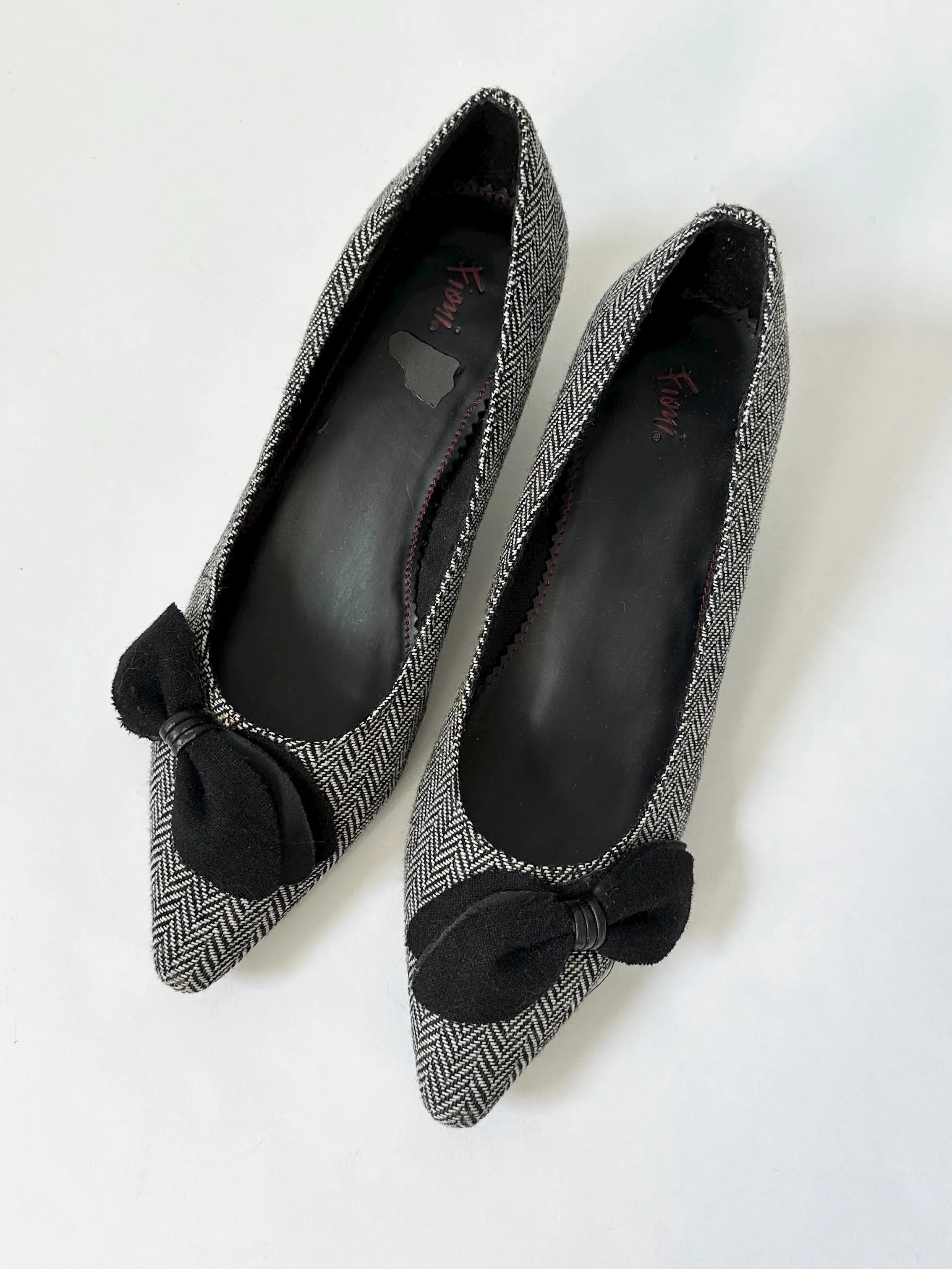 Black Bow Tweed Kitten Heel Pumps (7.5)