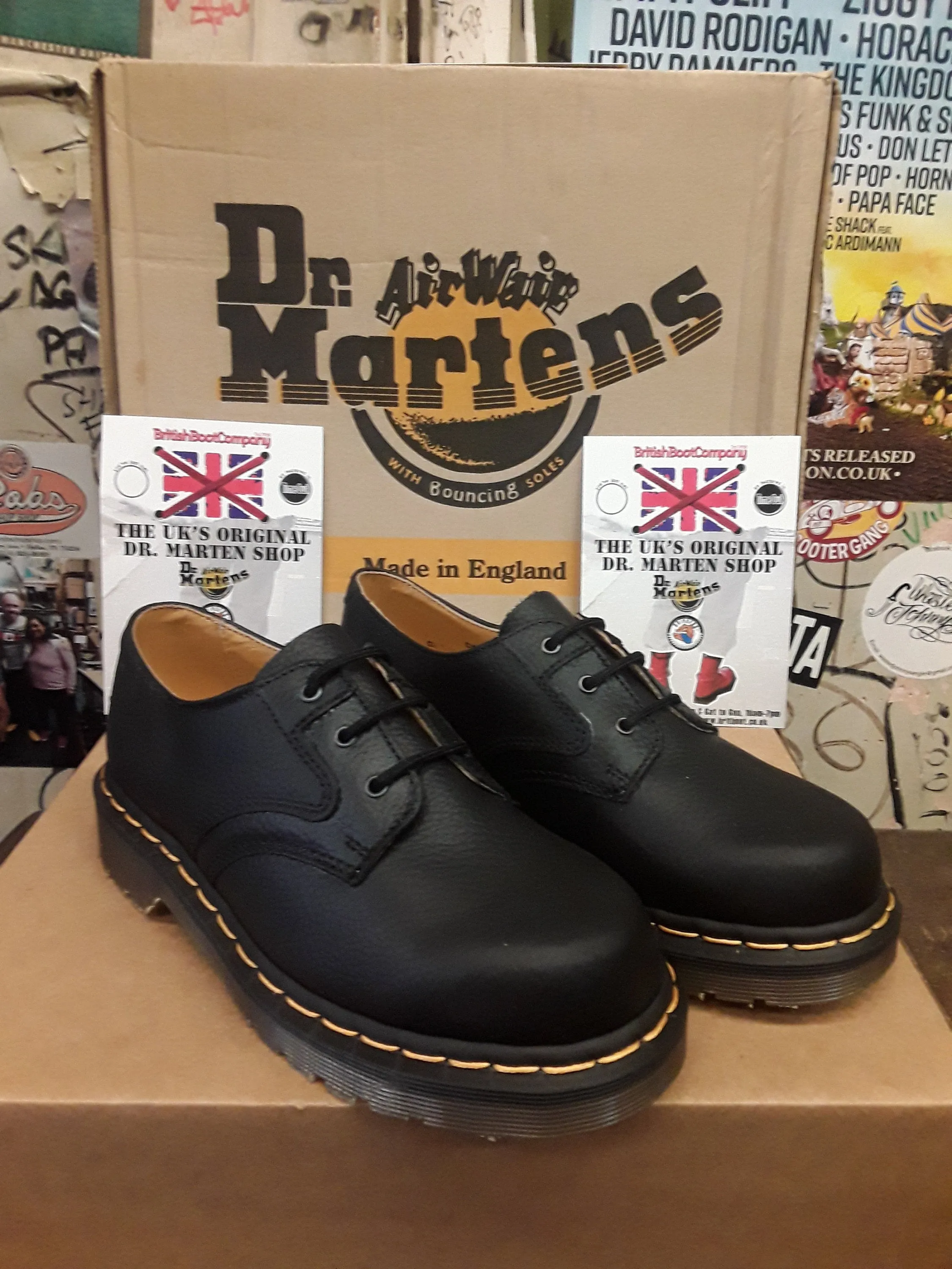Dr Martens vintage Made in England Black 3 hole Soft leather Size 2 -5