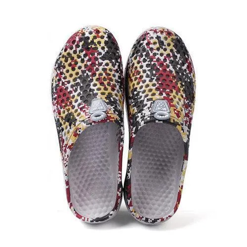 Men Hole Breathable Beach Shoes Light Waterproof Casual Garden Sandals