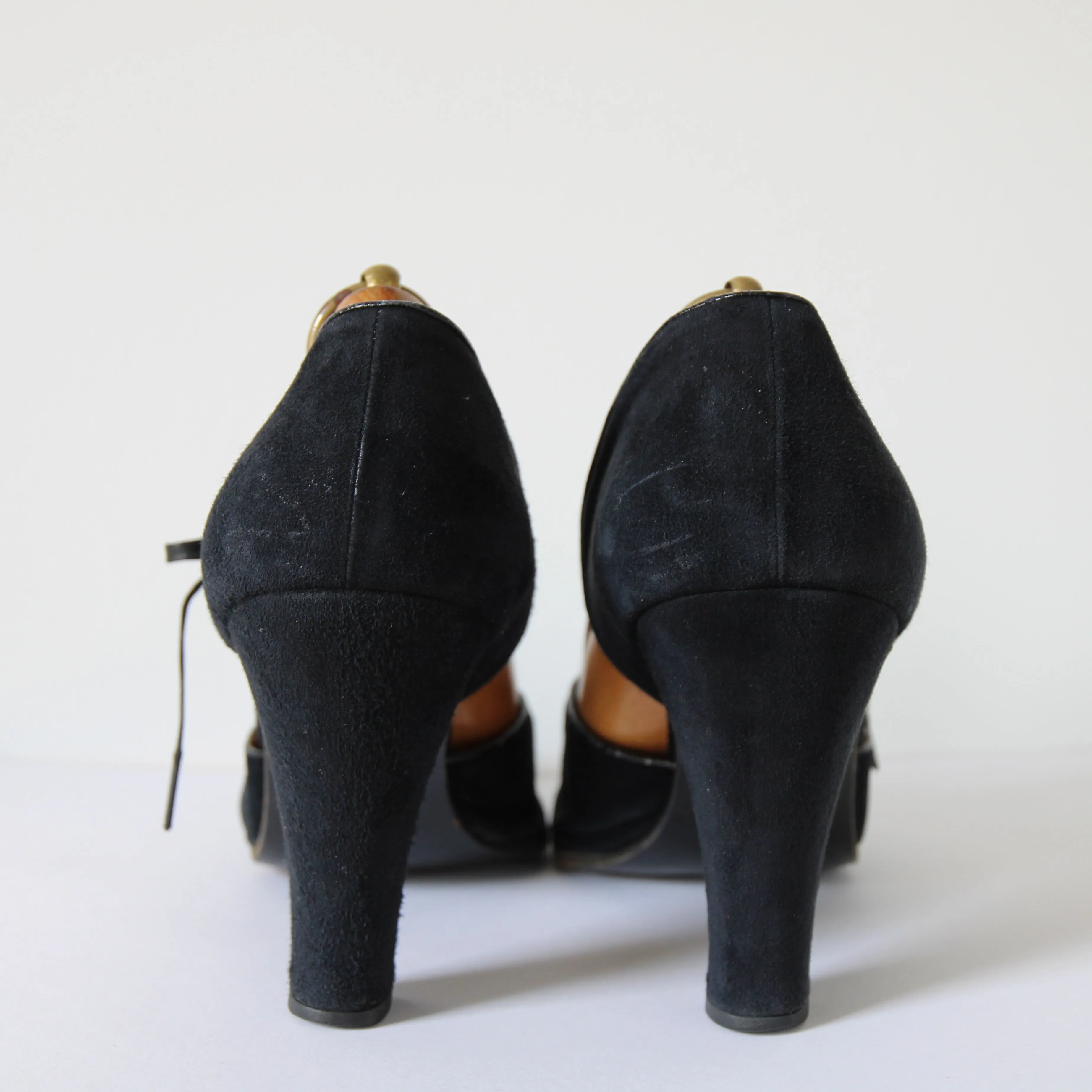 "Black Suede Gucci" Vintage 1970's Black Suede Gucci Heels UK 7 EU 40 US 9