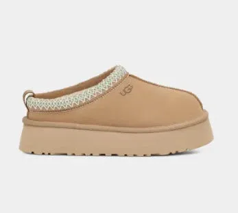Tazz - The Ugg Platform Slipper in Sand