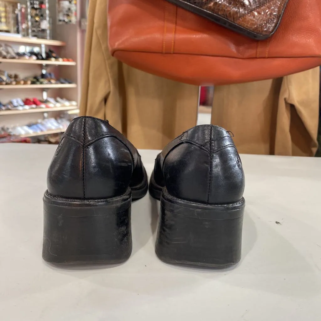 Vintage mary jane leather shoes 36